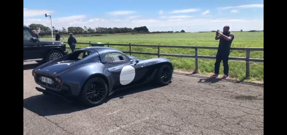Jannarelly's tweet photo. @harrismonkey I must say I feel very proud. Thank you @harrismonkey
#jannarelly #design1 #sportscars https://t.co/quHRnKVi71