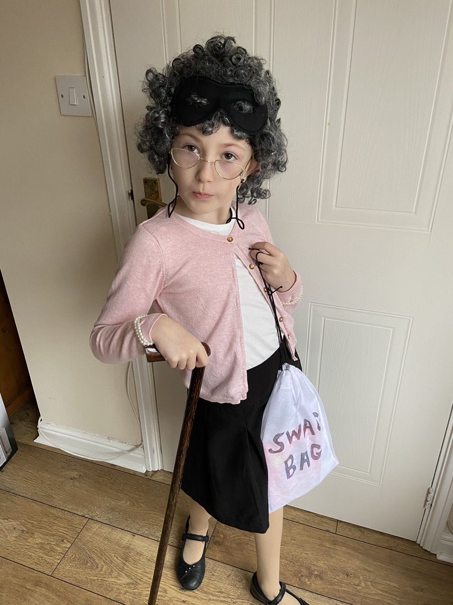 Imy2011Ruth's tweet photo. @MissHowes2  some of Imogen’s class four memories. World book day, school assembly and Halloween disco. And many many more. Happy summer hols all. Xx https://t.co/7kXl7lkdmQ
