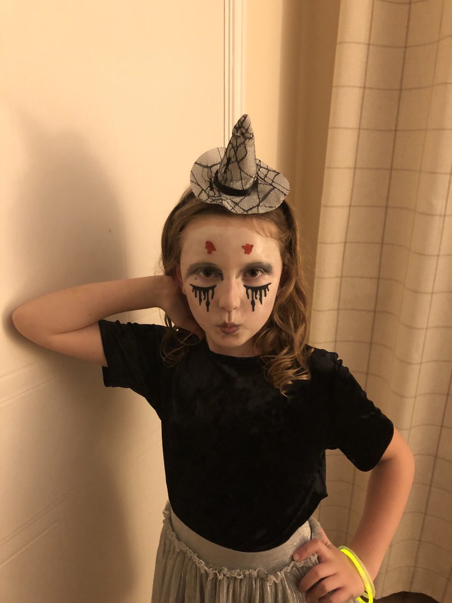 Imy2011Ruth's tweet photo. @MissHowes2  some of Imogen’s class four memories. World book day, school assembly and Halloween disco. And many many more. Happy summer hols all. Xx https://t.co/7kXl7lkdmQ
