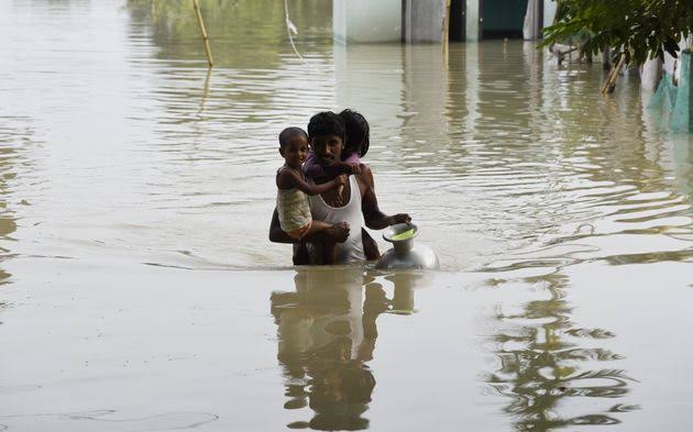 GoswamiUdipta's tweet photo. Tea of Assam is India's.
Oil of Assam is India's. 
Coal of Assam is India's. 
Rice of Assam is India's. 

Then why not the problems of Assam belong to India? 

Assam is drowning. Assam needs help. Assam matters.

#NorthEastMatters
#AssamFloods https://t.co/6eLvFYsROI