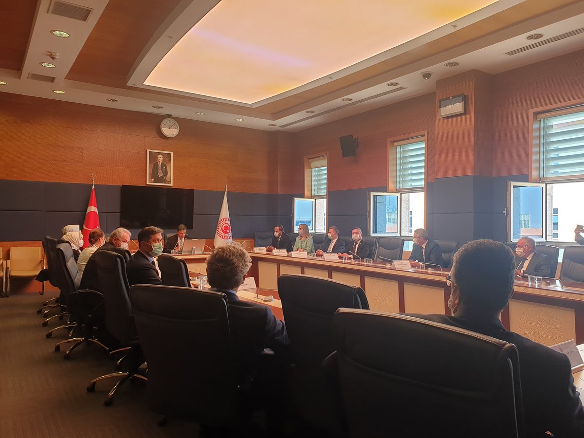 TBMM Dışişleri Komisyonu Başkanı seçilmem vesilesiyle tebriklerini gönderen bütün milletvekili arkadaşlarıma ve değerli dostlarıma teşekkür ediyorum. Rabbim utandırmasın. <a href="/TBMMresmi/">TBMM</a>