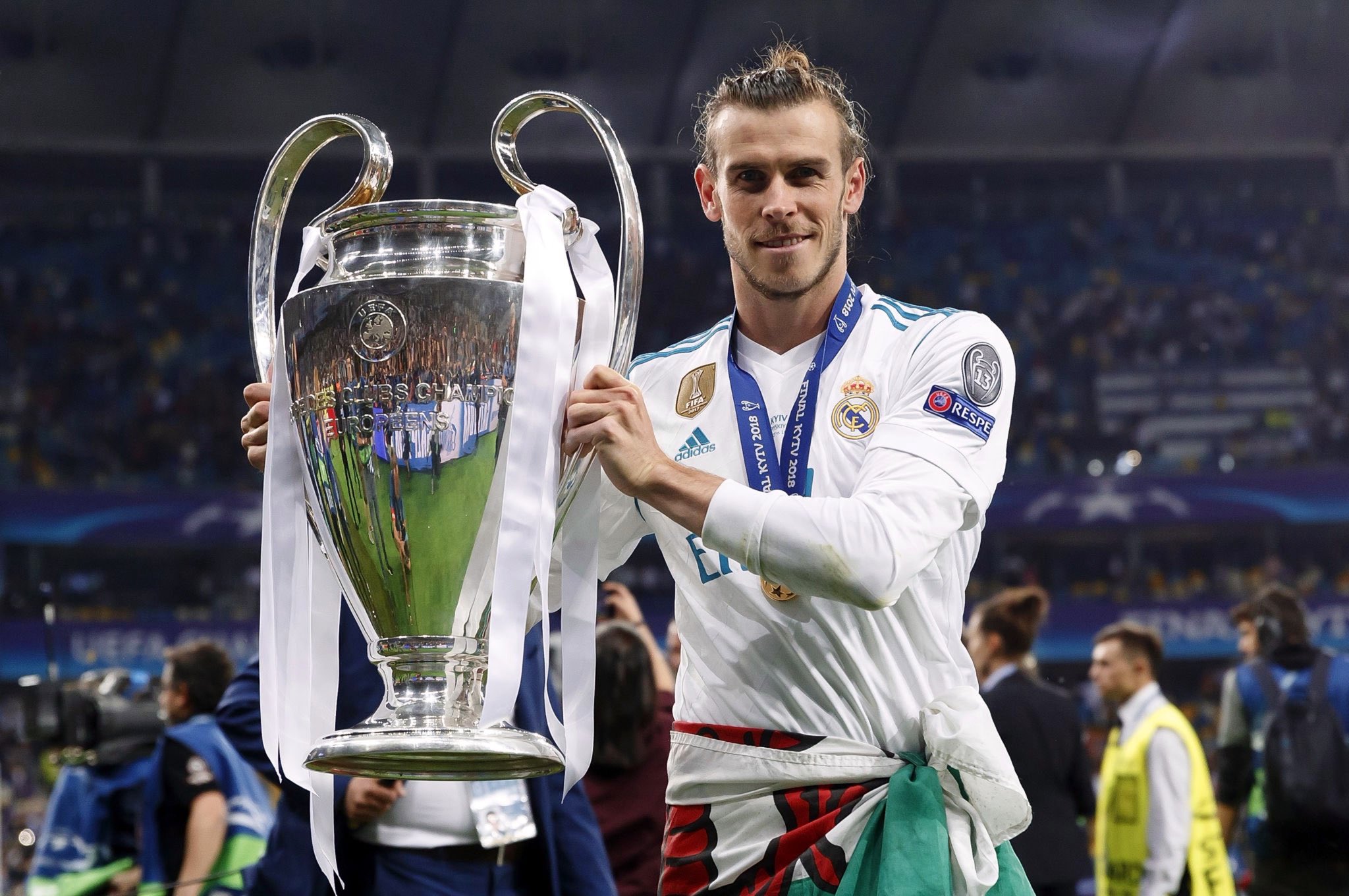 Happy Birthday Gareth Bale! Real Madrid could literally win the league on his bday today. Lucky. 