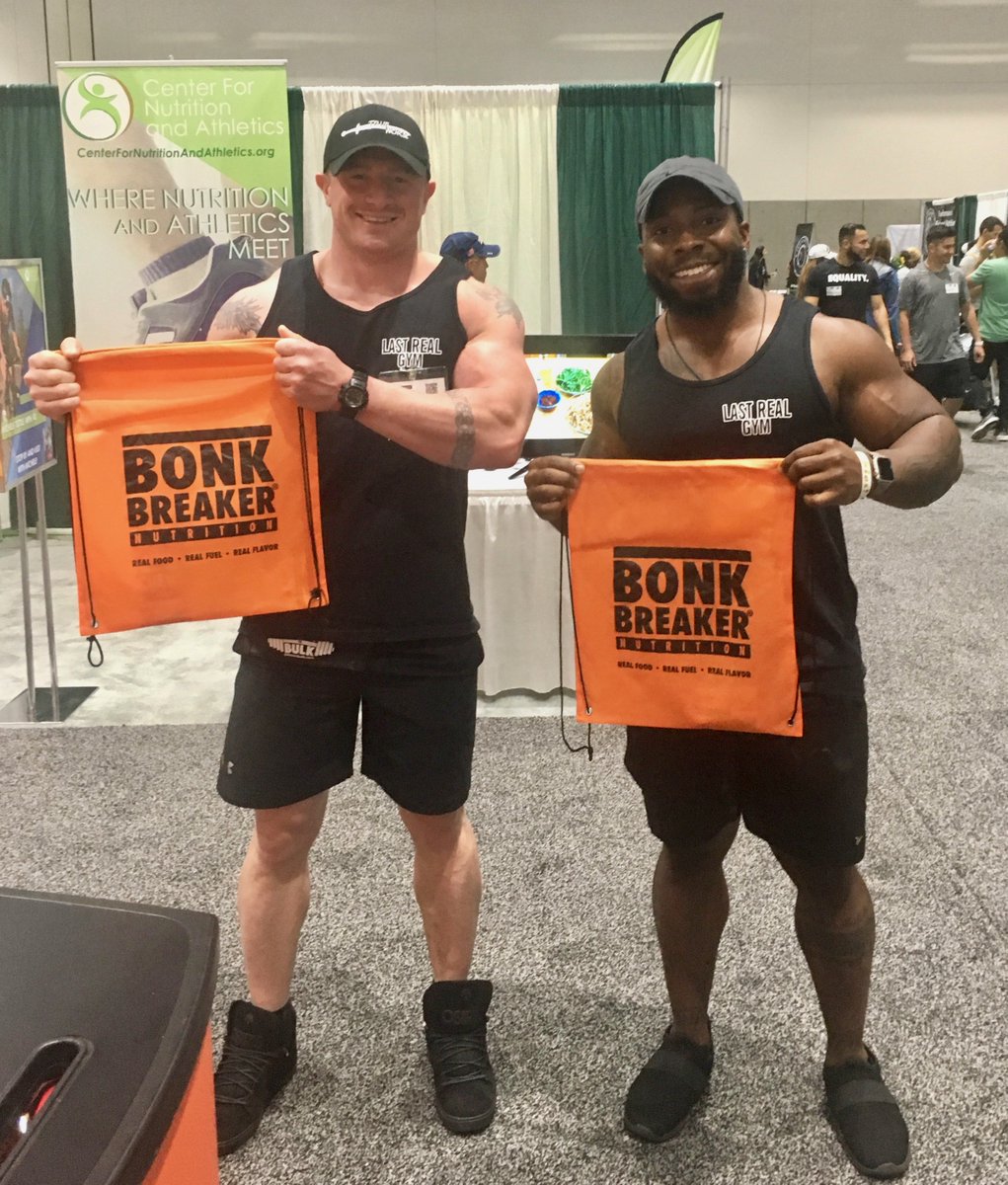 Bonk_Breaker's tweet photo. #ThrowbackThursday 
Ahhh, remember when we could show you our Bonk Breaker love...
We do.
We send it BIG...literally....Send it. 
#nobonk https://t.co/faGhc6S4NV