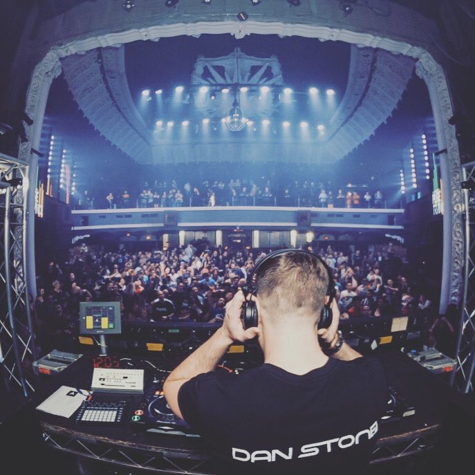 danstonemusic's tweet photo. Good times in Hollywood back in Feb for Pure Trance! My next single ‘Vice Versa’ lands tmrw 🎹 #fsoefables https://t.co/kcI8P7Z9Nb