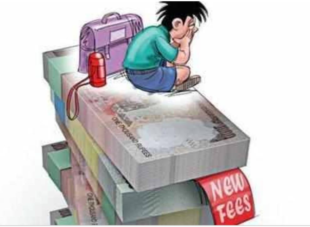 shagun909's tweet photo. Help us now🙏
Its your time to support us..🙏
#saveparents #privateschools #cutfees2021 #nonaidedschools #mumbai #saveparents #helpus #covidaffected 
@AUThackeray 
@VarshaEGaikwad 
@HRDMinistry 
@PMOIndia 
@Dev_Fadnavis 
@OfficeofUT 
@RahulGandhi https://t.co/GIWJ3tin0Z