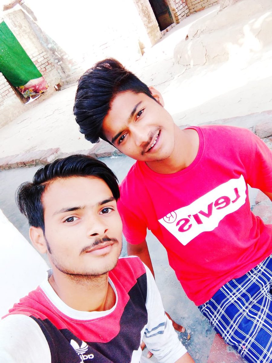 Anoop_gaur_07's tweet photo. भुला देंगे तुमको ज़रा सब्र तो कीजिये ,
आपकी तरह मतलबी बनने में , थोड़ा वक़्त तो लगेगा हमे...!!! https://t.co/xbHCCqRqfP