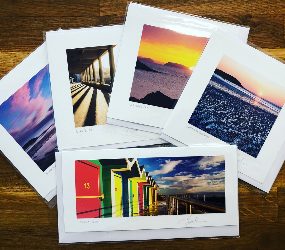 HomemadeWales's tweet photo. Gorgeous photo cards of our beautiful Barry by Callum Hamilton - all restocked.
We’re open daily, so come on down & support your local High St 😀
#localmakers #photography #localphotographer #justacard #shopwithsoul #supportsmallbusiness #barry #barryisland #shoplocal https://t.co/NE2KTAIwg4