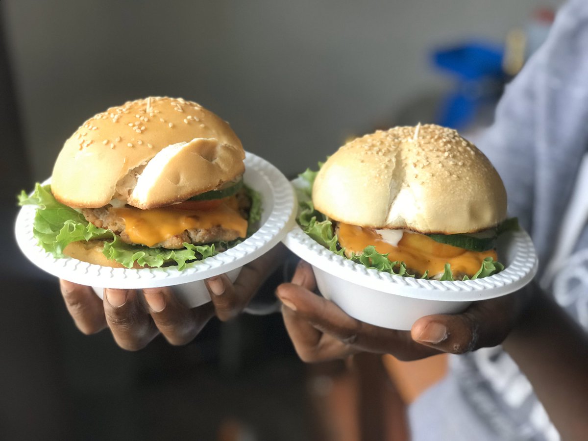 _hudaxxxx's tweet photo. It will take less than 3 seconds to retweet and support a sister’s business🥺💕God bless you https://t.co/lJYrN6KfGD