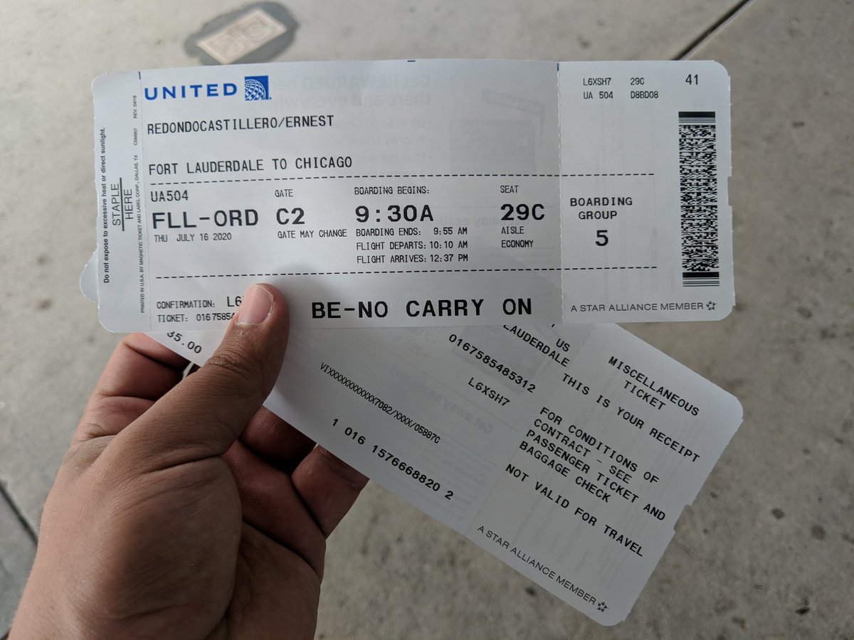 DieselworkLemon's tweet photo. @united @FLLFlyer Lo dijo "Habana Abierta", tu sabes que lo bueno no sale barato; pues eso 35 dollares por cada maleta de mano en un Avion practicamnte vacio https://t.co/vqr8vzJzWj