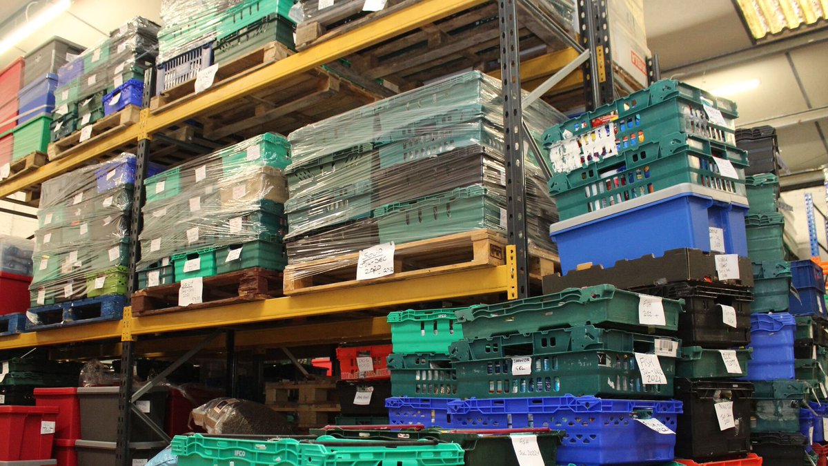 Welcome_Hudds's tweet photo. If you're shopping for us this week, please don't buy us any more pasta 🍝🍝🍝🍝. We've got enough to feed everyone from Huddersfield to Italy 😆 We are super short of instant mash, meat meals, tinned fish and tinned potatoes. They would great 👏🥰🍝🍝🍝https://t.co/CuYkmQmHhH https://t.co/vqsw0ktV2O