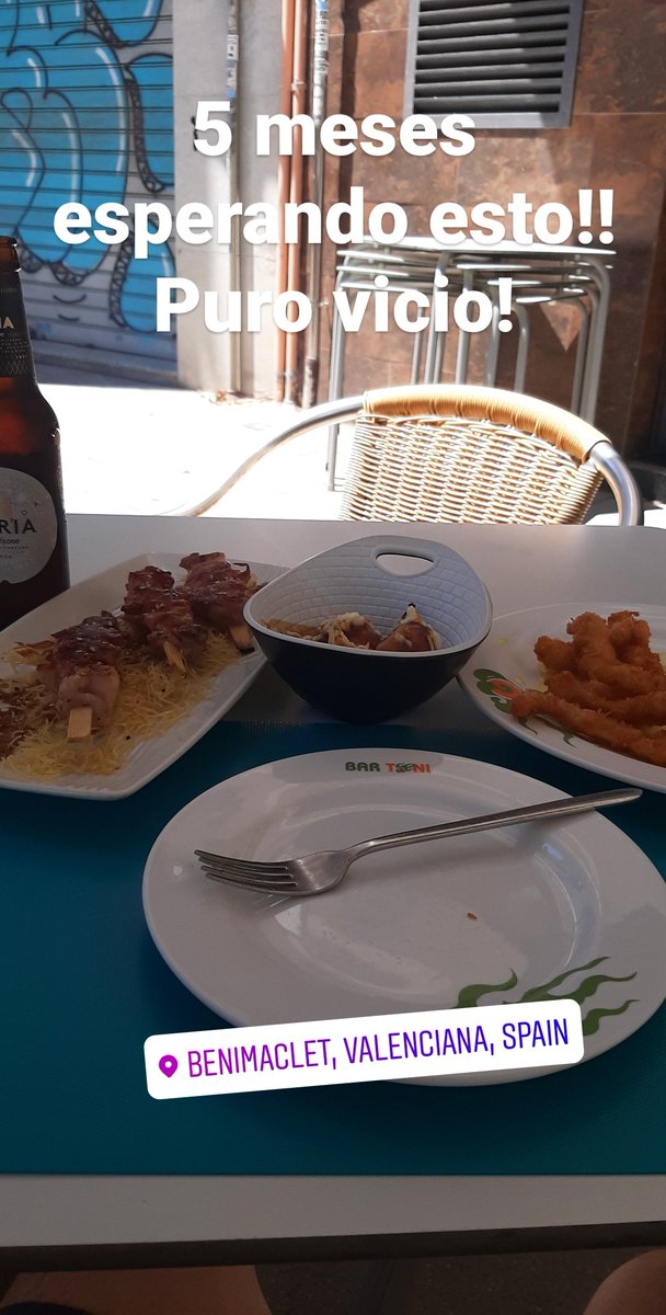 chispa__'s tweet photo. De lo mijor de beni!!! #bartoni #benimaclet https://t.co/vUIpOHUbJ3