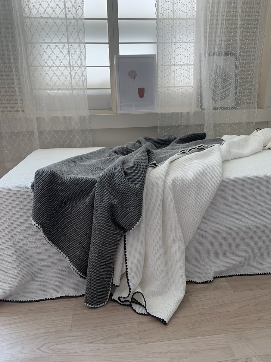 HTSEinfo's tweet photo. Canavena, the premium bedding brand specializes in functional bedding and have proceeded in product design, manufacturing and sale as the one-stop company through the distribution network built for years.
Meet them at #HomeTextilesSourcing >>> https://t.co/68m7638tza https://t.co/C5VlhUy8D0