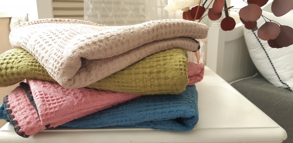 HTSEinfo's tweet photo. Canavena, the premium bedding brand specializes in functional bedding and have proceeded in product design, manufacturing and sale as the one-stop company through the distribution network built for years.
Meet them at #HomeTextilesSourcing >>> https://t.co/68m7638tza https://t.co/C5VlhUy8D0