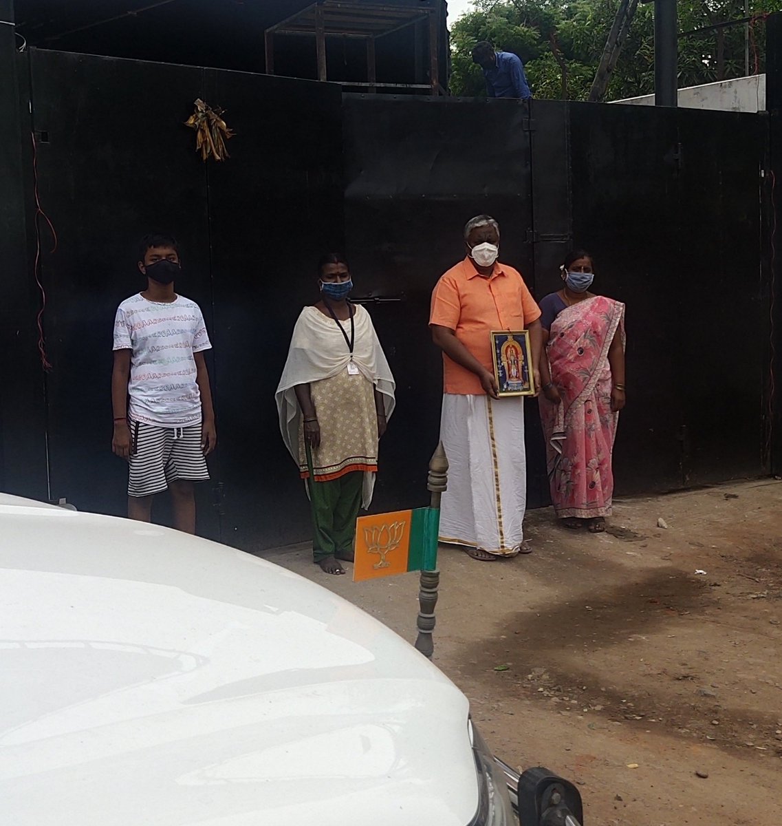 nmuraliyadav's tweet photo. காக்க காக்க கனகவேல் காக்க வெற்றிவேல் வீரவேல் https://t.co/TcaQxI06rS