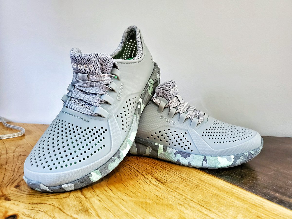 StJohn19's tweet photo. Dear @Crocs these LiteRide Pacer are AMAZING!! now I need all the colors!  #nurselife https://t.co/gLNuiQqvsi