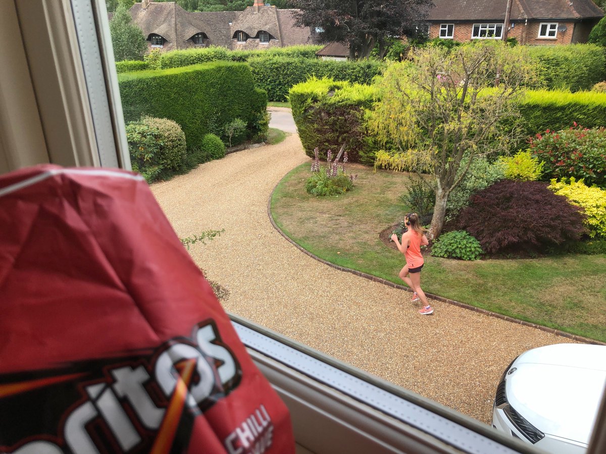 LMarks's tweet photo. Always important to get out of the house and get some exercise, like Alex here going for a run. 

Maybe more important is to take it easy on yourself, which is why I'm cheering her on from the window eating doritos 🔥🔥🔥

#wellness #treatyoself #chilliheatwave #wfh https://t.co/eoIg2Pn7h5