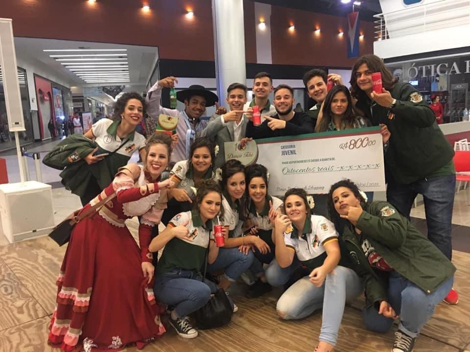 JuvenilTlo's tweet photo. A saudade é grande                                     #tbt #coca https://t.co/LkpOdwnFnB