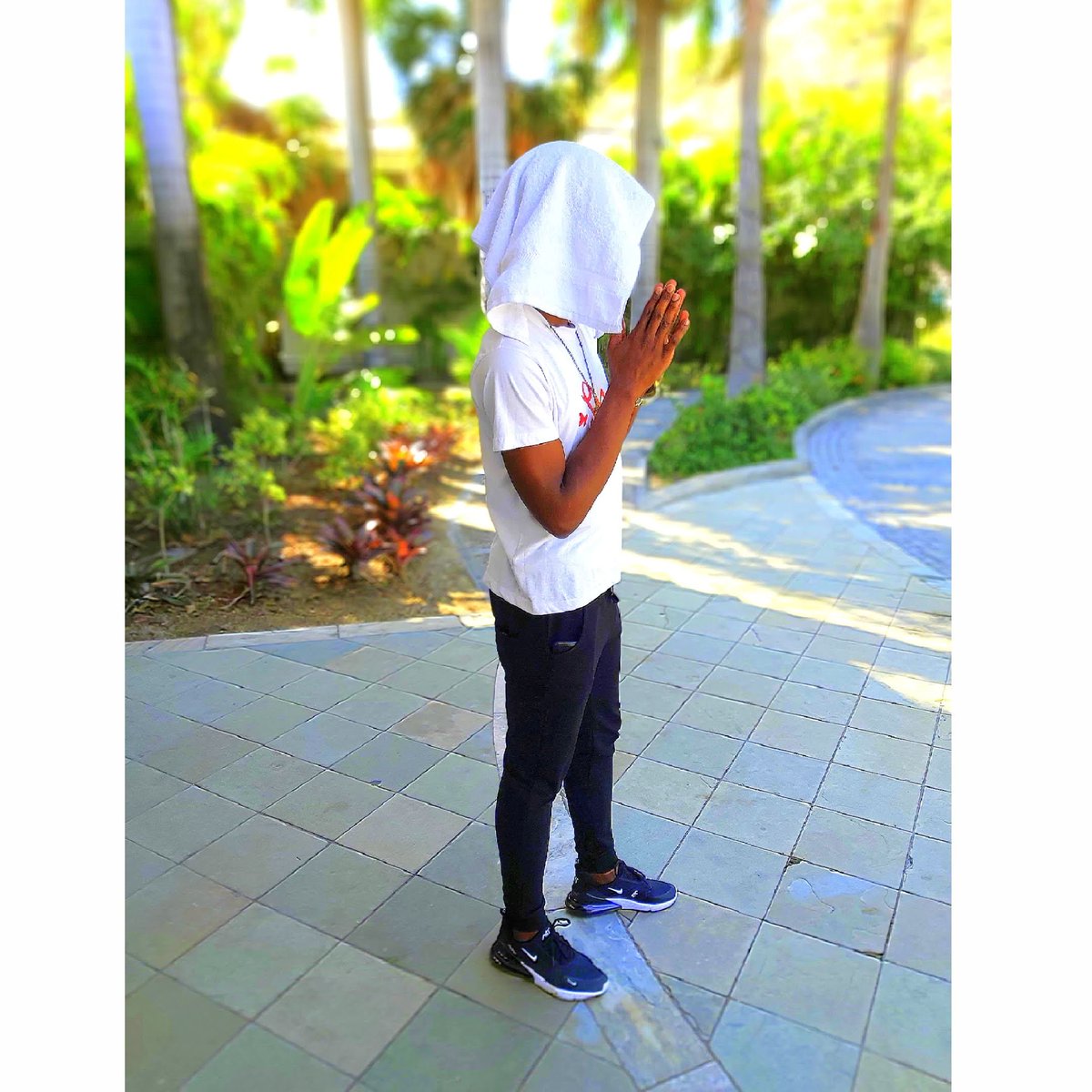 ImageBoss_Muzic's tweet photo. Keep myself to myself nuh in a everybody yard 🔥🔥🇰🇳🇰🇳🇯🇲🇯🇲🇯🇲🇰🇳🙏🙏🙏 https://t.co/J5Qk7sJSfa