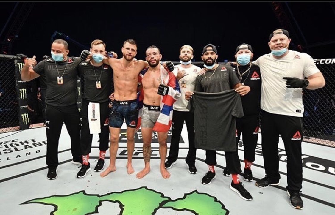 CalvinKattar's tweet photo. Island secured! Shoutout to my team for all they sacrifice to help me achieve my goals and much respect to Dan Ige for the tough scrap! 

#FightIsland #NewEnglandCartel #Kattarmania #CartelIsland https://t.co/U2EQARS7Bs