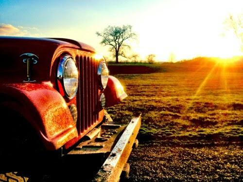 THEJeepMafia's tweet photo. New day
New thoughts 
New strength
New possibilities!
Good Morning #JeepMafia 😎👋🏻 We'll never have this day again, so make it count! https://t.co/29DSKpSSWj