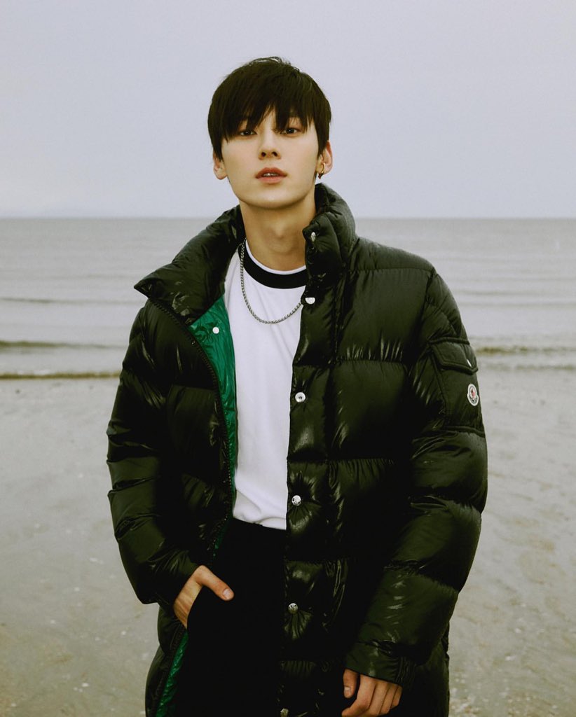 _at_daybreak__'s tweet photo. 몽클레르 보이스

https://t.co/rLUToukgpk
#황민현 https://t.co/rDPhM6DeUg