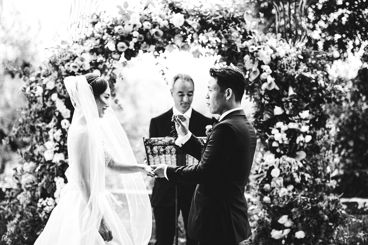 gabrielefani's tweet photo. If you’re about to get married in Italy, gift yourself with the most emotional engagement and wedding photos to treasure forever #CastelloIlPalagio #CastelloIlPalagioWedding #WeddingTuscany #WeddingCountryside #WeddingChianti #CastleWedding https://t.co/EGd02t4Bbd https://t.co/xuxPWsDXHp