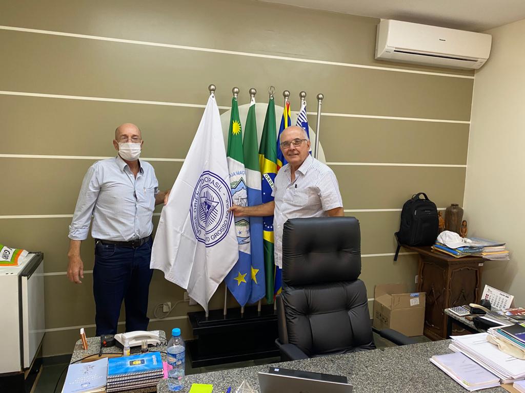 grandelojams's tweet photo. Ocorreu na data de ontem (15/07/2020), na sede da Grande Loja Maçônica do Estado de Mato Grosso do Sul, reunião dos três Grão-Mestres das Potências Maçônicas Regulares de nosso estado.
#GLEMS #GOBMS #GOMS https://t.co/c2gbefLlMZ