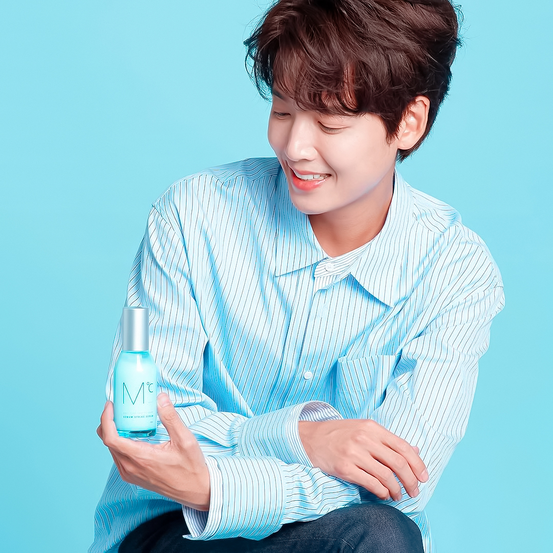 la5nma's tweet photo. 엠도씨 인스타 사진 보정🥰
https://t.co/QiF0WbB59e
https://t.co/ZhPph6CNd2
https://t.co/ST1UV2EMm8

#정경호 https://t.co/wwoYfOF9Gy