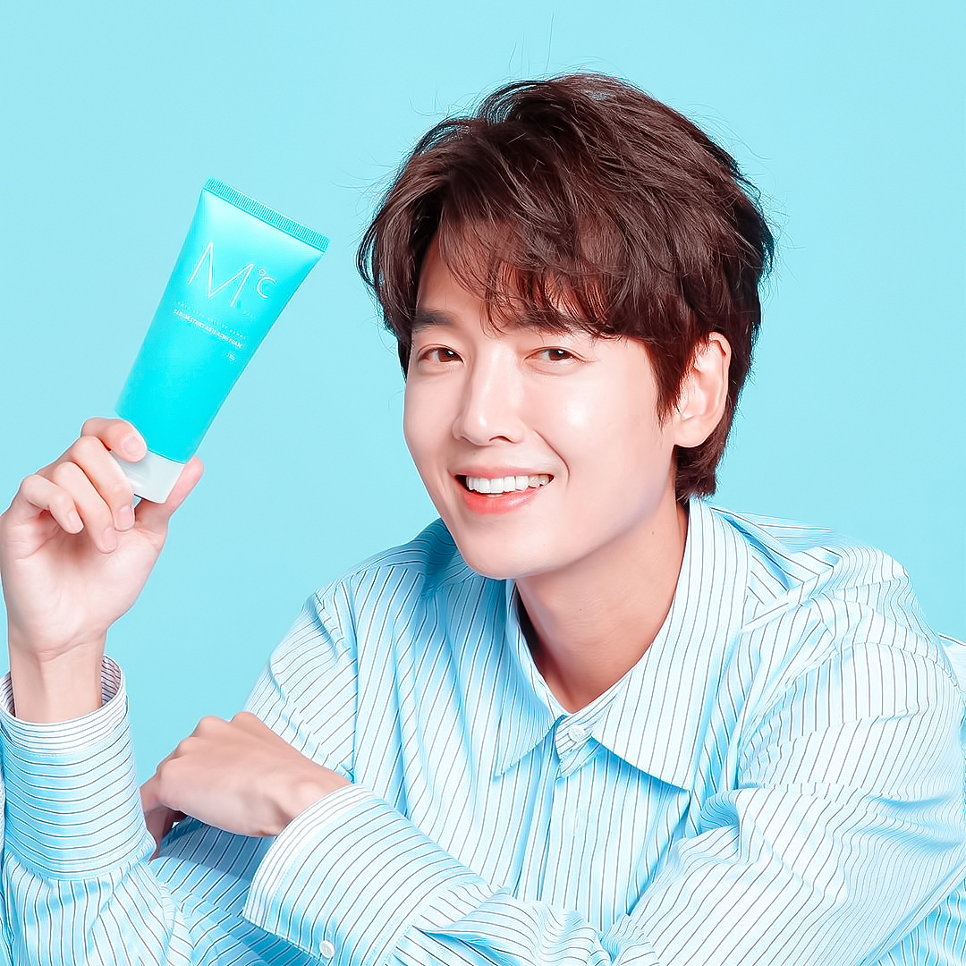 la5nma's tweet photo. 엠도씨 인스타 사진 보정🥰
https://t.co/QiF0WbB59e
https://t.co/ZhPph6CNd2
https://t.co/ST1UV2EMm8

#정경호 https://t.co/wwoYfOF9Gy