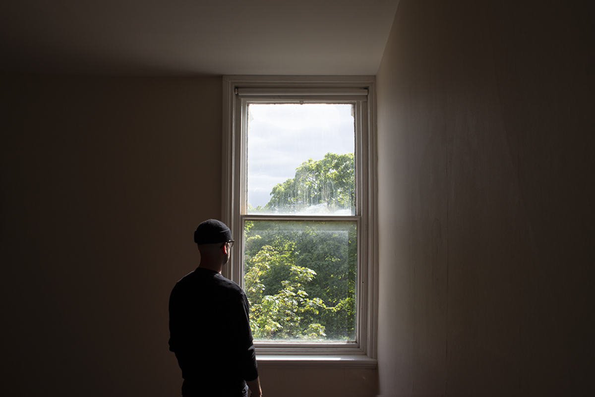 TheHeartofGlass's tweet photo. Next in our #CareCompendium is Reflection by @MrPierceStarre This 9 hour durational piece reflects the importance of time in considering the many lives lost and affected by Covid-19. Itโs important that we allow ourselves the time to do the same https://t.co/j9JNp5hi7I
#Homework https://t.co/c5BfWp1VaT