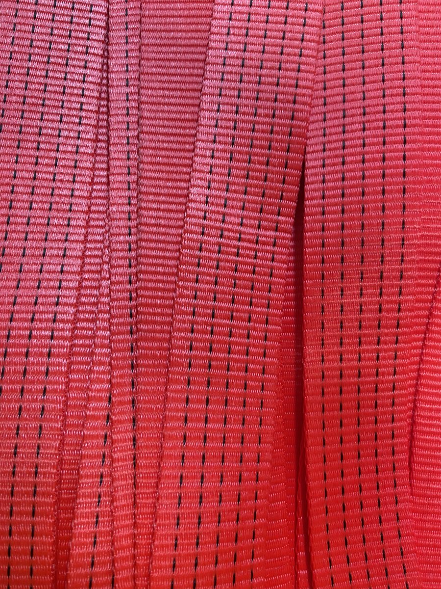 arinsdale's tweet image. Not just these guys🦓some of our webbings have stripes too. Not a requirement of BS EN 12195-2:2001 standard but common industry practice. Stripes indicate if the webbing is twisted over the load, check the label though for key performance details. #ratchetstraps #loadsecuring