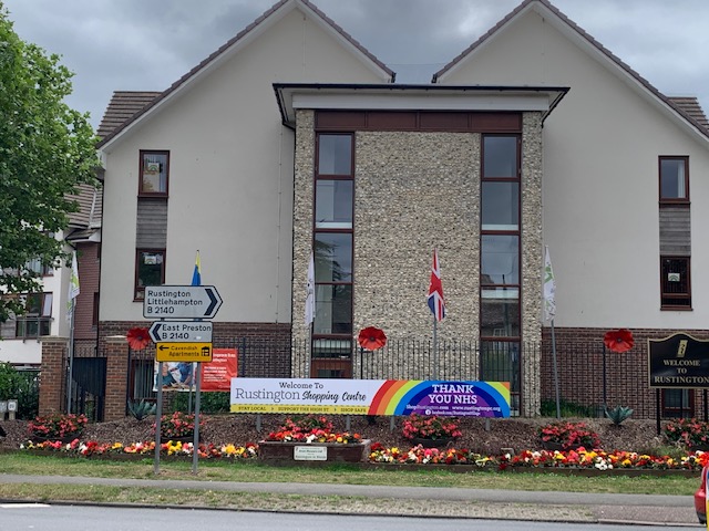 StorePropInvest's tweet image. Another show of support to our wonderful #NHSheroes &amp;amp; #keyworkers 🌈🌈