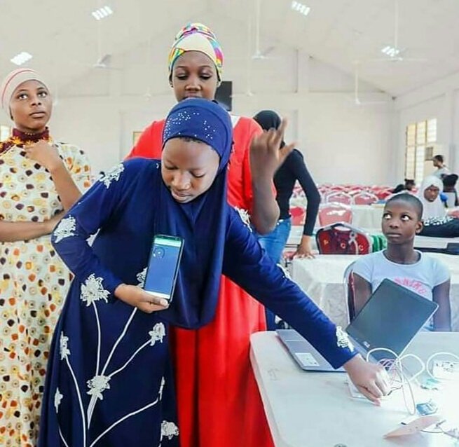 StartersTech's tweet photo. Throwback to some amazing and exciting opportunities from conferences and workshops geared towards making STEM known. @akolacollective @workshed @Foundation_DO @achievers_ghana @aswghana
#ThrowbackThursday #throwback๐#IoT #stemconference #conference #starterstech #starterspoint https://t.co/3hoRzMfDu8