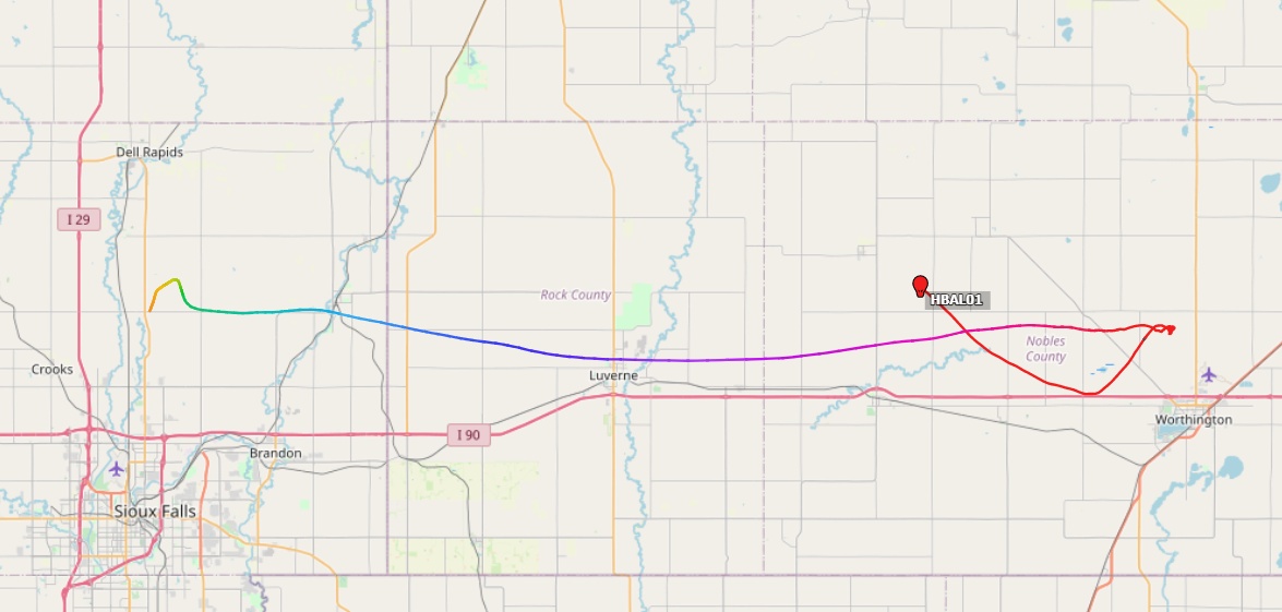 stratoballoon's tweet photo. Early morning launch performed today by @RavenAerostar from it's innovation campus near Baltic (SD). 

The balloon, with generic callsign #HBAL01 was released at 7:20 utc. 

Real time tracking available thanks to @ADSBexchange at https://t.co/hO0XXTmZF2 https://t.co/grv8TsHHJb