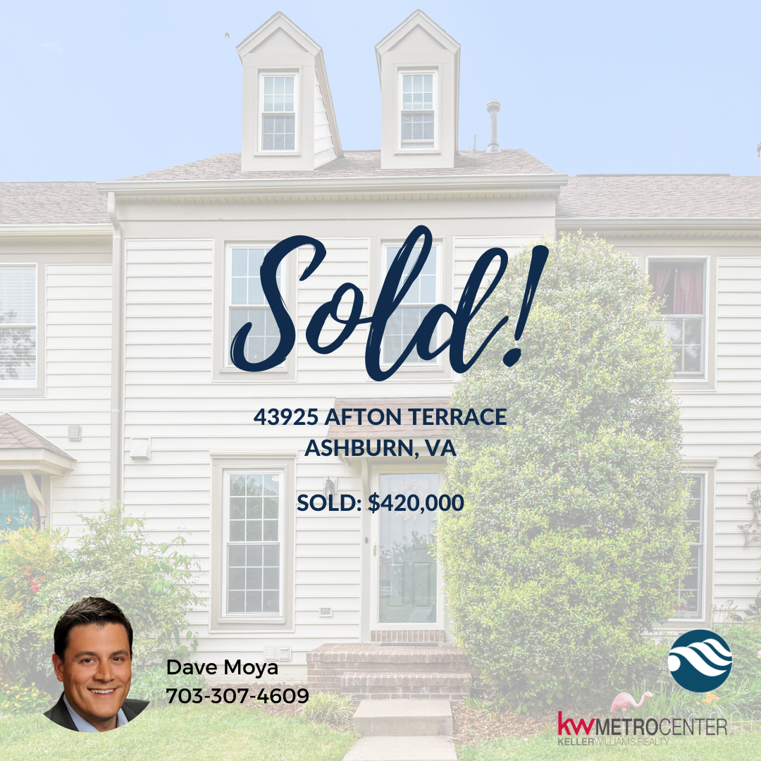 TSRhomes's tweet photo. SOLD! 🎉👏 Congrats to Dave's clients who sold their charming townhome in Ashburn Village! Thanks to virtual technology &amp; 3D touring 🎥 we received an offer just days before going active!

#sold #justsold #ashburnrealestate #threestonesresidential #tsrhomes #listwithtsrhomes https://t.co/1339w4lWEg