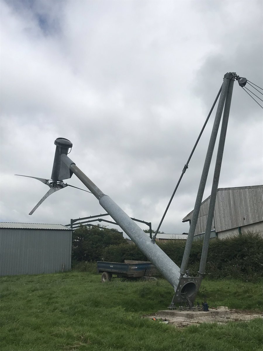 naturalenergyuk's tweet photo. #SheptonMallett today restoring a #ProvenP35 to operational status having upgraded the magnet plates efficiently done by #SDWind. The work was done to ensure the longer term life of the turbine. The original magnets have a habit of coming away and causing serious expense! https://t.co/2fQyECNT9q