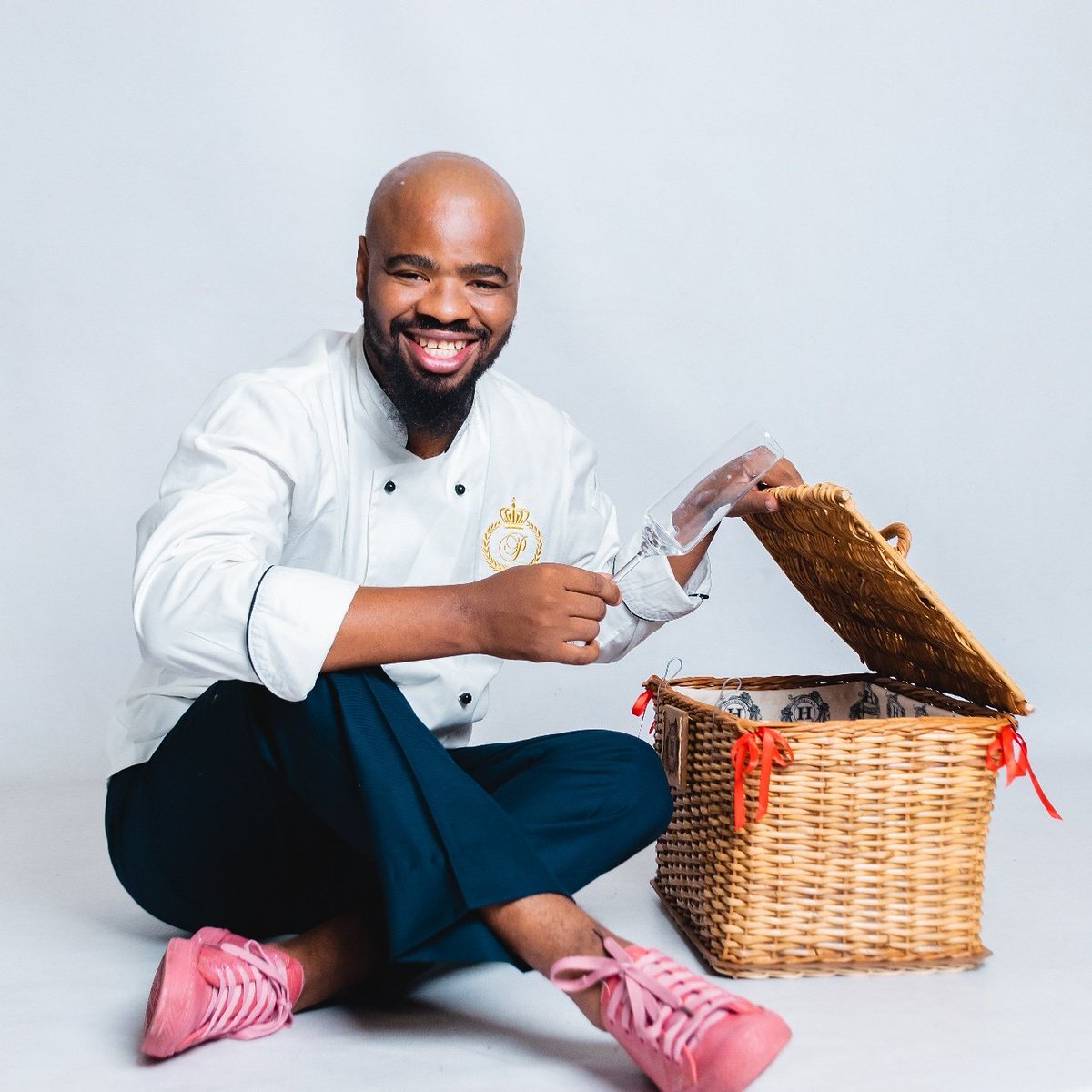 PHATHA's tweet photo. https://t.co/bFiJWgKlIa
Kidly check that's page and tank me later friends ❤️ #sisanda #SAMA26 #OumaRusks #AreWeGoodWithoutChurch #SAHomeAffairsCorruption #yanga #nadia https://t.co/zXeWBWxcu6