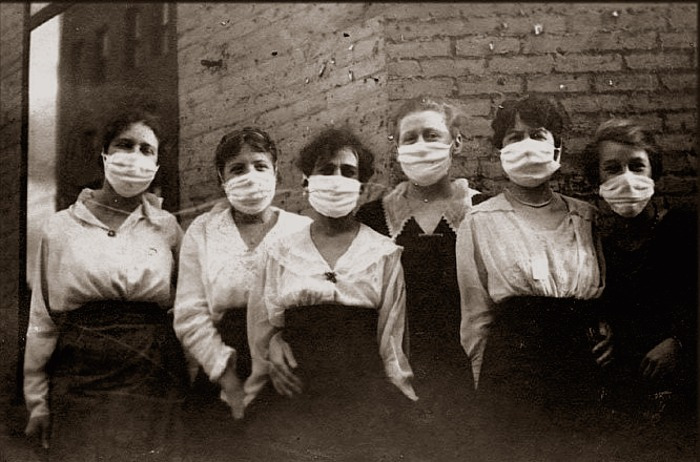 MontanaParlay's tweet photo. Montanans wearing masks in 1918 before AC or instacart existed
#MakeAmericaToughAgain #MaskUpMT https://t.co/eNkxoY1G6D