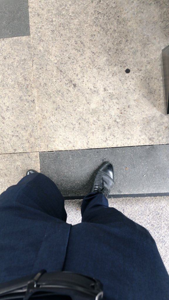 wantobeATM's tweet photo. 有谁可以的嘛 https://t.co/uHsOHHNrGE