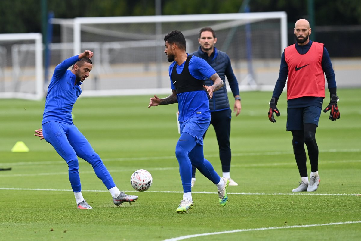 ChelseaFC's tweet photo. Hakim Ziyech got his first taste of training with the squad today! 💪 https://t.co/CDC7i7iMfe