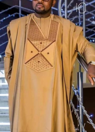 abbiexpress's tweet photo. We have in stock your top quality Male Boubou or Agbada. Visit https://t.co/HTLZP0V44j for yours now.
#abbiexpress
#purelyafrican
#lookgood
#boubou
#agbada
#worldwideshipping
#fantasticthursday https://t.co/WtOlynBvRX