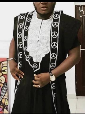 abbiexpress's tweet photo. We have in stock your top quality Male Boubou or Agbada. Visit https://t.co/HTLZP0V44j for yours now.
#abbiexpress
#purelyafrican
#lookgood
#boubou
#agbada
#worldwideshipping
#fantasticthursday https://t.co/WtOlynBvRX