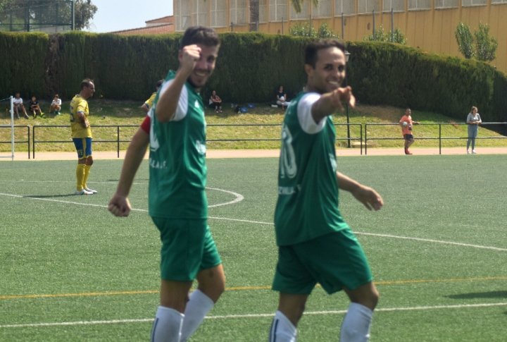 ManzanillaCF1's tweet photo. Como ya sabréis, el coronavirus nos ha impedido que podáis acompañarnos en este playoff, pero podéis seguir el partido en directo en el Canal Costa TV, aquí os dejo el enlace para poder ver el partido de mañana a las 20:00H

https://t.co/iHPuLnjG7X

#VamosManzanilla #ManzanillaCF https://t.co/4aP2NgrR3Q