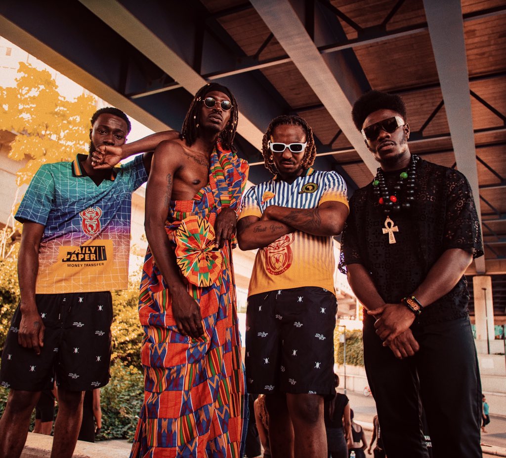 MistaSilvaF2D's tweet photo. #TBT there is a heatwave coming unah, even the weather man said so 👀👑
•
#DWTK loading 🎬👀🔥💪🏾 https://t.co/7ZQTABbM8w