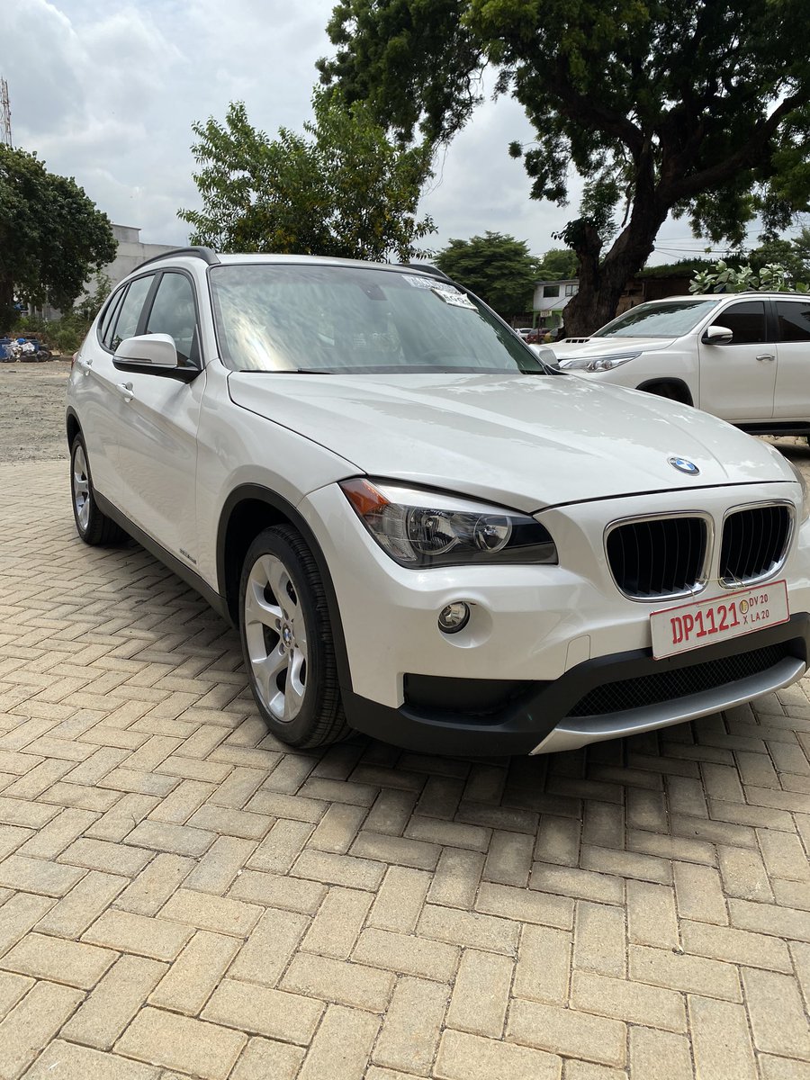 JulianBaafi's tweet photo. 2014 BMW X1 DRIVE available@Microsamgh 
Keyless entry 
Full leatherette interior 
Panoramic roof
75,000 miles ODO
Ghc 110,000 negotiable
@Mr_brodaman @FrankDoe101 @cars_don @flipmode555 @mr_morttey @MicrosamghS  
# 0546918560 let’s get interactive https://t.co/i88nJdVQhV