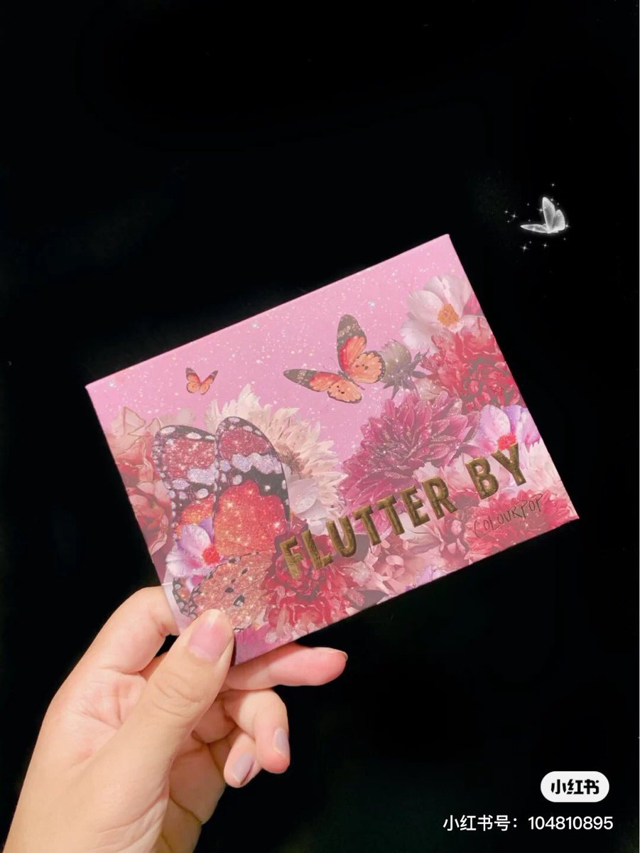 b_up_labo's tweet photo. ColorPopのアイシャドウパレットってパケ買いしたくなっちゃう可愛さ🦋
パッケージが可愛いのは勿論だけど発色もいいし安いのに瞼が荒れないから大好き😭💖 https://t.co/Yu0EwiC0c8
