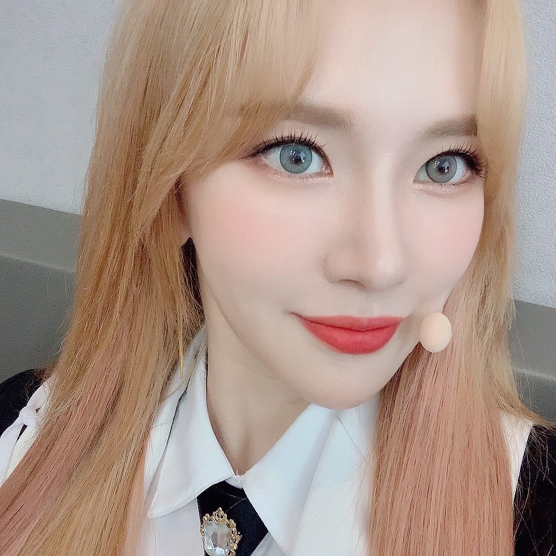 ANS_official_'s tweet photo. [#로연]
깡총-🐰💗쥬하🎀 여러분 오늘 초복인데 꼬꼬🐓드셨나요? 저는 먹었답니다 ㅎㅎ 오늘도 고생했어요 내사랑들🥺💗 잘자요 🎆🎆 
🎀오늘의 추천곡 [ 우리 이젠 어디로_ Golden(김지현) ]🎀
#ANS #AngelNSoul #에이엔에스
#ROYEON https://t.co/nKakdX4cjH