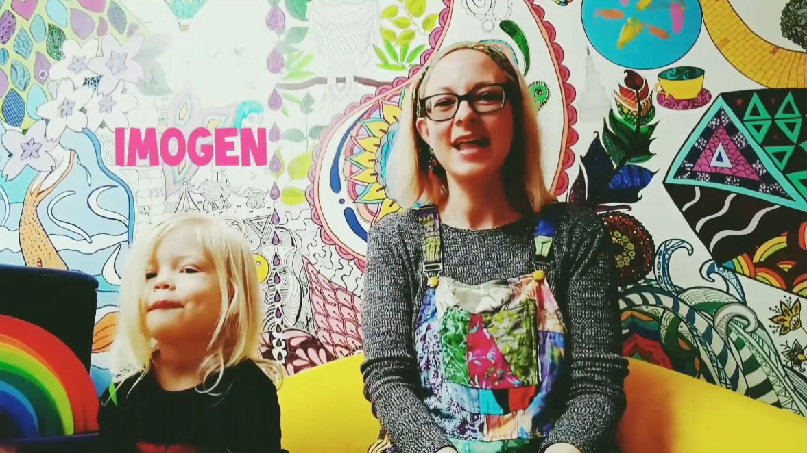 HomeArtsSW's tweet photo. Happy Thursday Everyone!
Here's an other Arts🙃Mail!
We cannot get enough of these two!
Here is Singamajig again with PART THREE of their Sing Along. 
https://t.co/1rjWVKXxFv
#Creative #ThingsToDoInLockdown #Arts #Music #KidsActivities #FamilyActivities #ThingsToDoOnAWeekend https://t.co/hIOcaUIly5