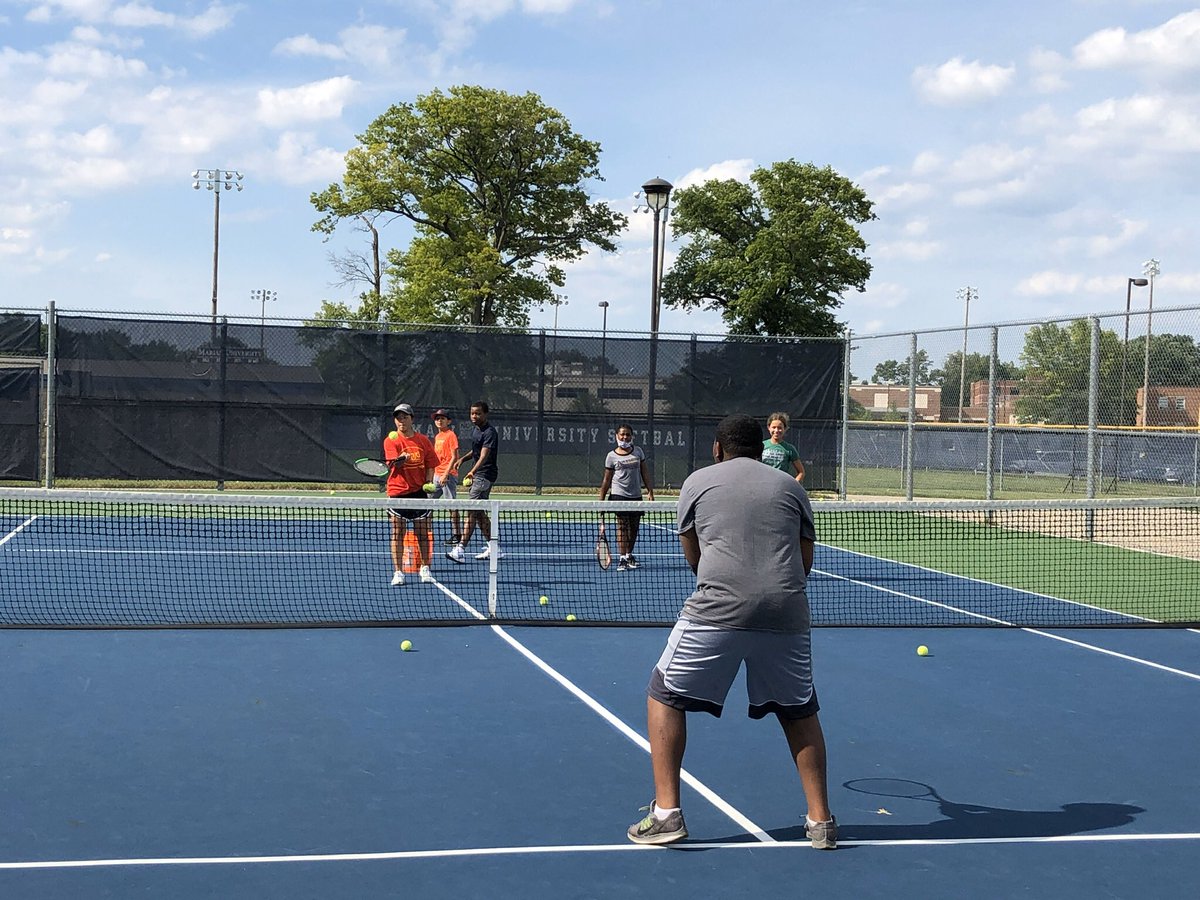 NJTLofIndy's tweet photo. Level 1 players work on the split step, which helps them move quicker into that first step toward the ball. ๐ ๐ ๐พ
#NJTL #Indianapolis #tennis #youth #splitstep #volley https://t.co/T7zotRH3E4