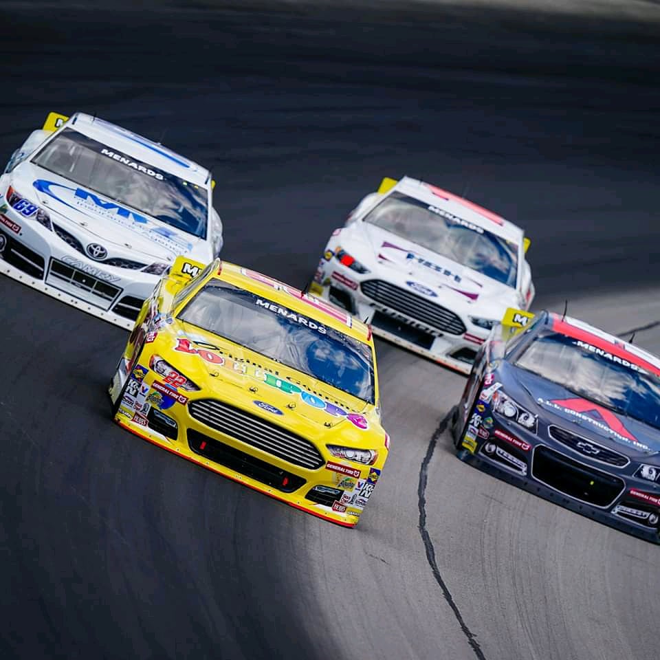 ChicknBoneAlley's tweet photo. !EPISODE 23 NOW AVAILABLE! Derek Griffith, joins us again this week to cover his ARCA races and what's going on with his Late Model. #SRIPerformance #DracoSprings #StockCarSteel
Apple: https://t.co/LWj6fYhjX3
Spotify: https://t.co/YCCzKKsAO4
YouTube: https://t.co/H9Ew4niDmb https://t.co/Rwl3k1Pn8f